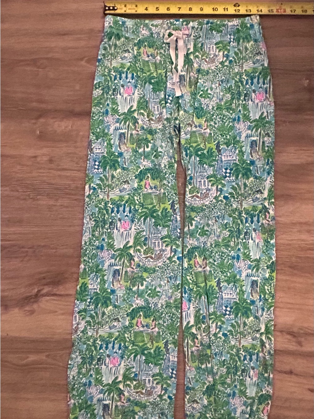 Women’s Lilly Pulitzer Pajama set, Size Small - Picture 6 of 16